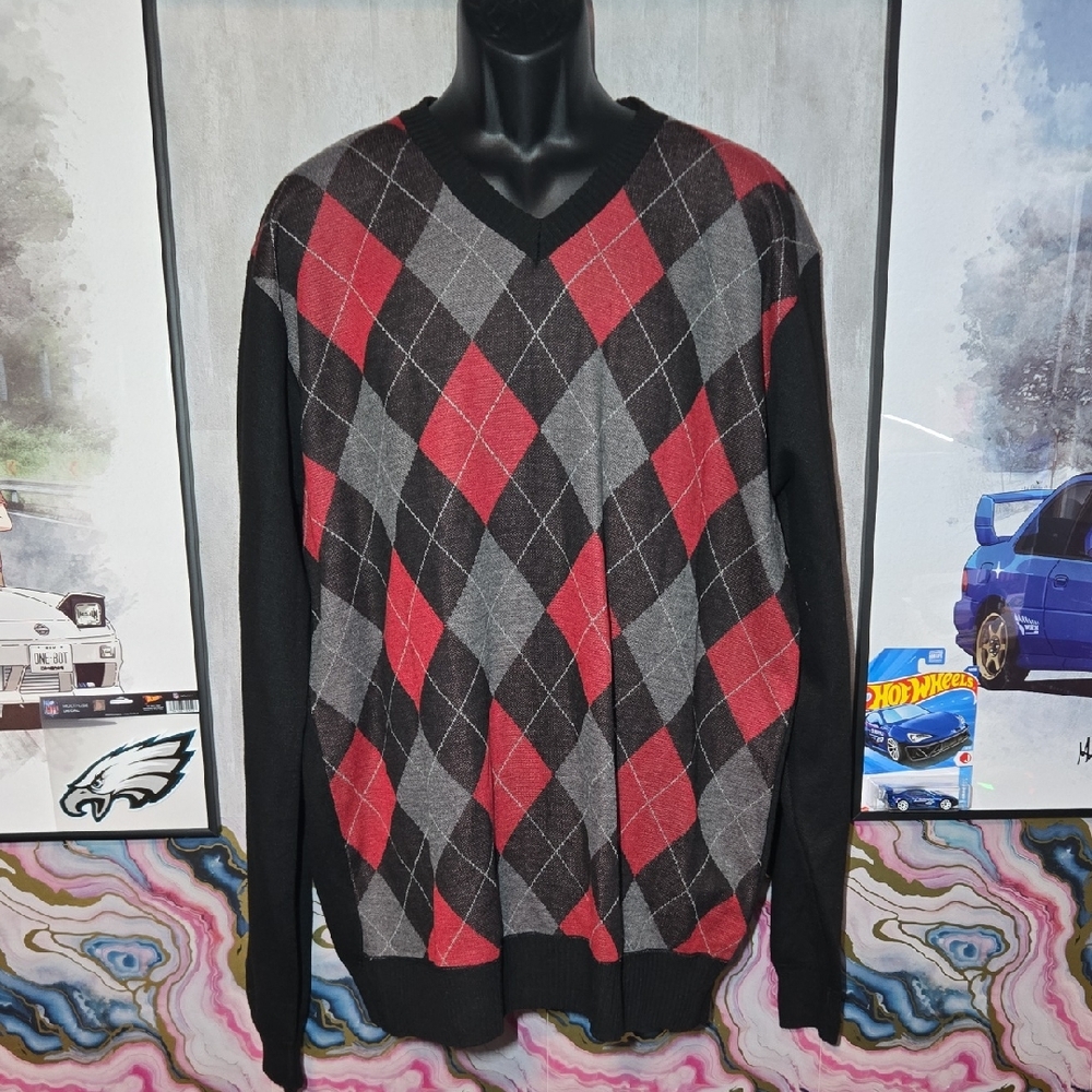 2XL Men's V-Neck Argyle Sweater - Black, Red, and Gray